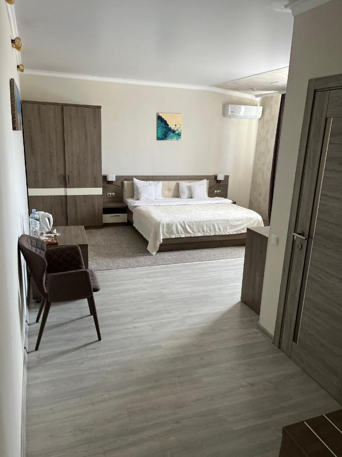 Elite Hotel Balti Eksteriør billede