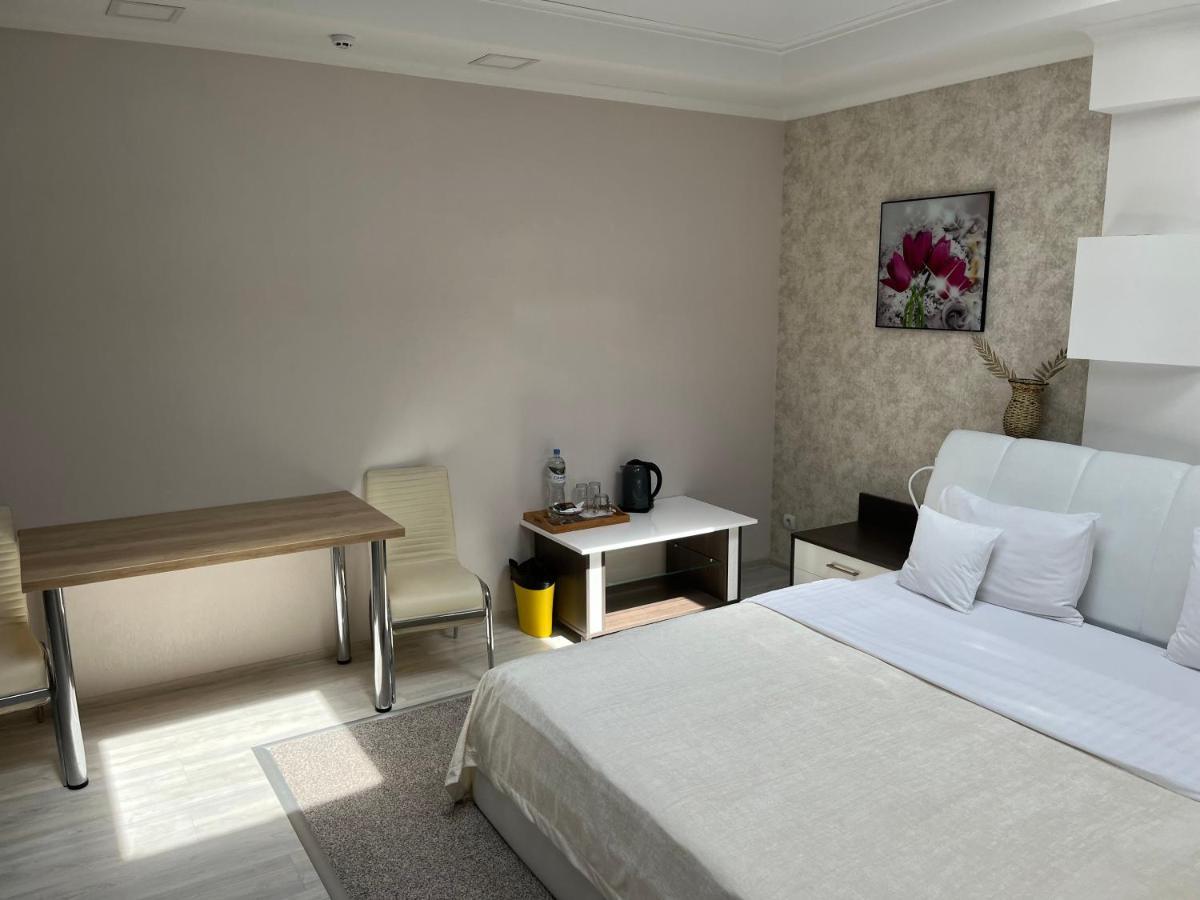 Elite Hotel Balti Eksteriør billede