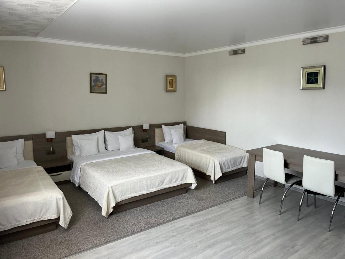 Elite Hotel Balti Eksteriør billede