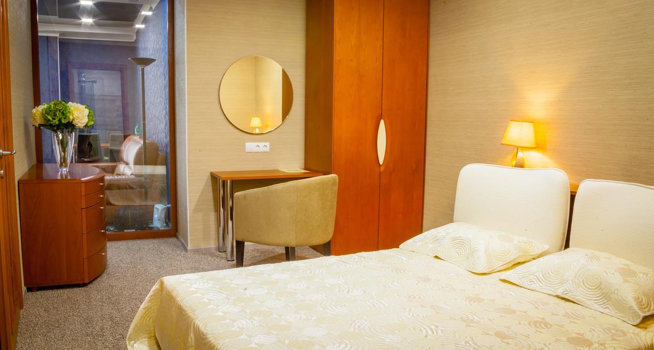 Elite Hotel Balti Eksteriør billede
